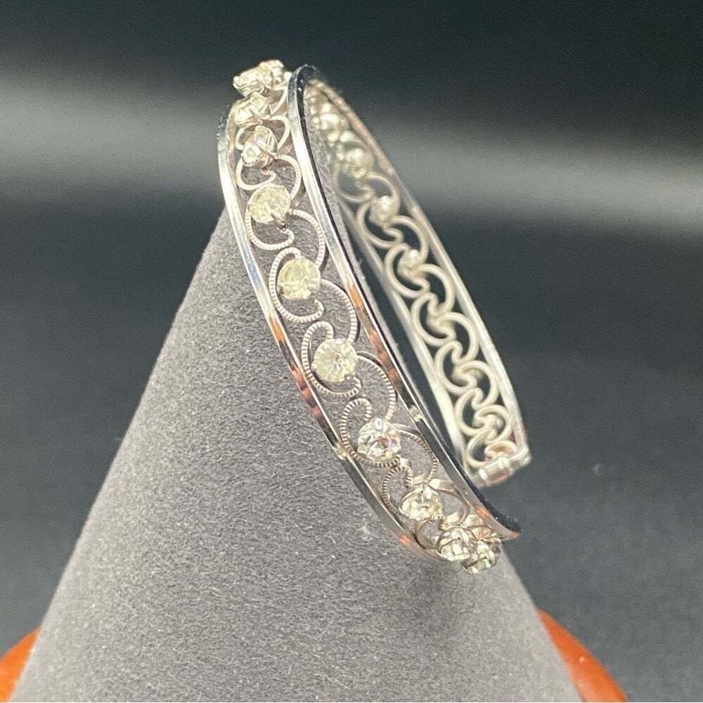 Gorgeous Krementz Signed Sparkly Crystal Rhinestone Cuff Bracelet